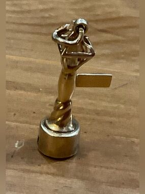 Vintage  14k yellow Gold 1962 lamp post  charm/pendant